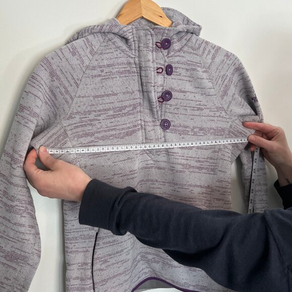 North Face. Hooded Sweater. Grey and Purple Color. Size L (Fits M). Womens. - Picture 7 of 11